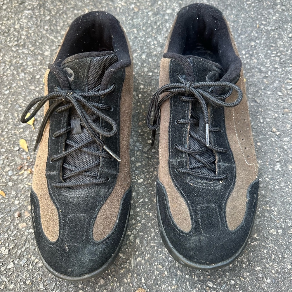 Shimano mountain bike shoes size 42